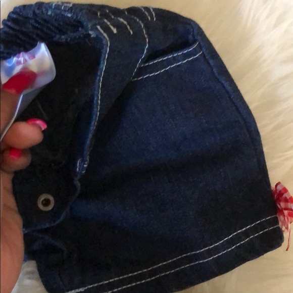 4 piece bundle 12 to 18 months shorts & Capri - Picture 7 of 8